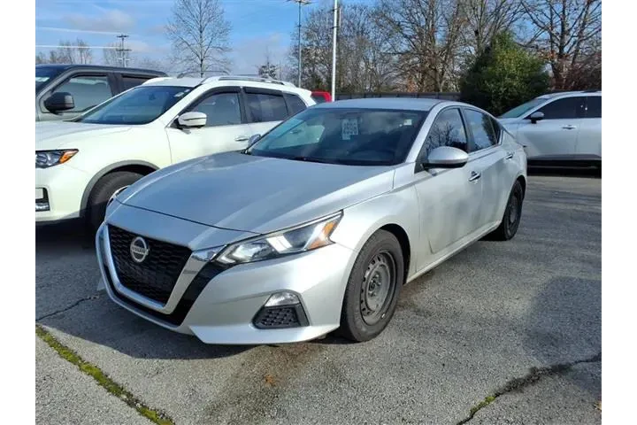 $8950 : Nissan Altima 2019 2.5 S 4dr image 5