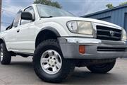 2000 Tacoma SR5 V6, SUPER CLE en Denver