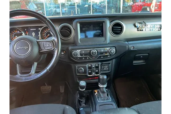 Jeep Gladiator 2021 4x4 Spor image 8