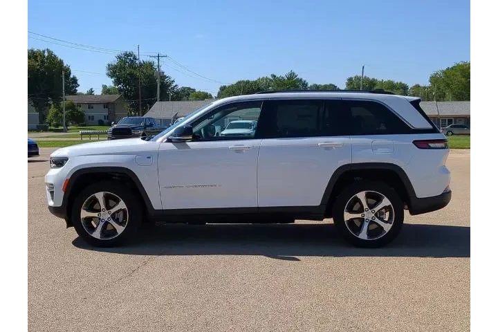 $28675 : Jeep Grand Cherokee 2022 4x4 image 5