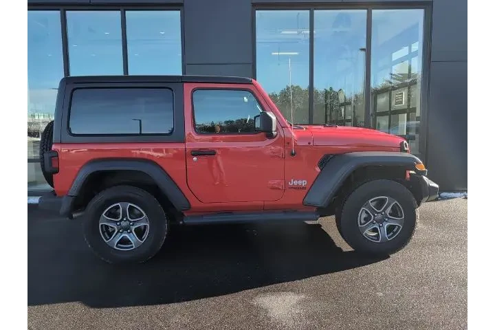 $26650 : Jeep Wrangler 2021 4x4 Sport image 5