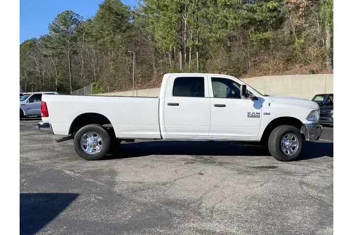$23990 : Ram 2500 2017 4x4 Tradesman image 2