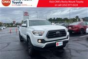 PRE-OWNED 2023 TOYOTA TACOMA en Madison WV