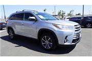 $24298 : 2019 Highlander XLE Sport Uti thumbnail