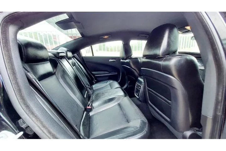 $13990 : 2015 Charger SE image 6