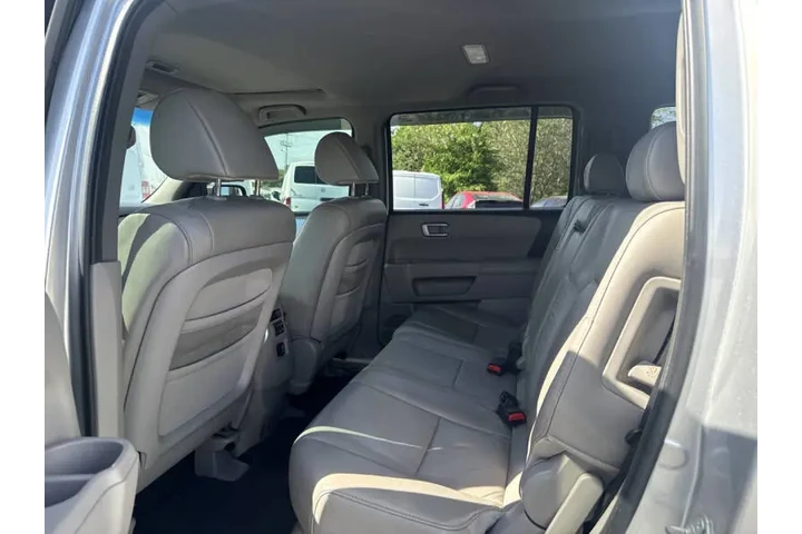 $10995 : 2010 Pilot EX-L image 9