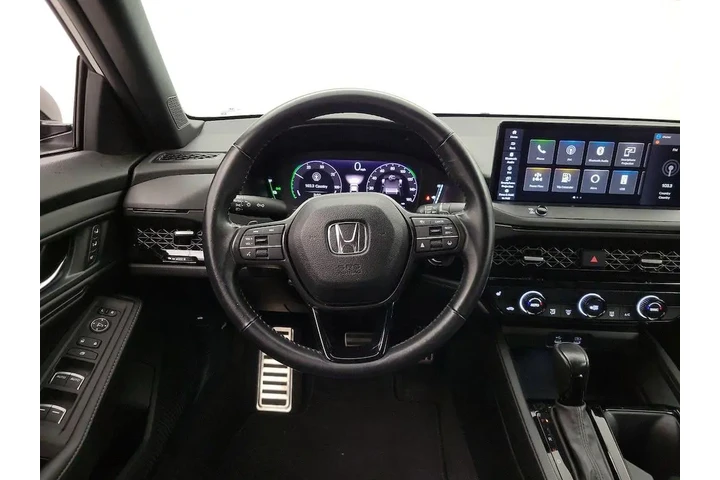 $29998 : Honda Accord Hybrid 2023 Spo image 10