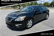 $7500 : 2015 Altima 2.5 S thumbnail