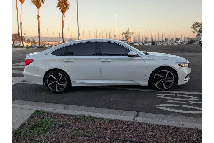 $18988 : 2019 Accord Sedan Sport 1.5T image 5