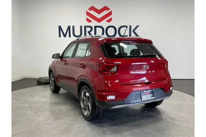 $20781 : Hyundai VENUE 2025 SEL 4dr C image 10