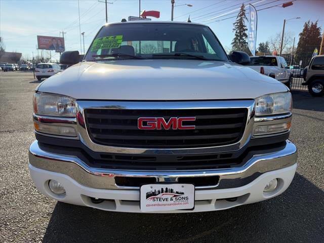 $24995 : 2004 GMC Sierra 2500HD SLT image 4