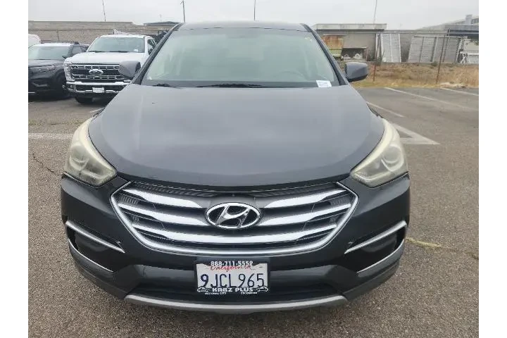 $11821 : Hyundai SANTA FE Sport 2017 image 2
