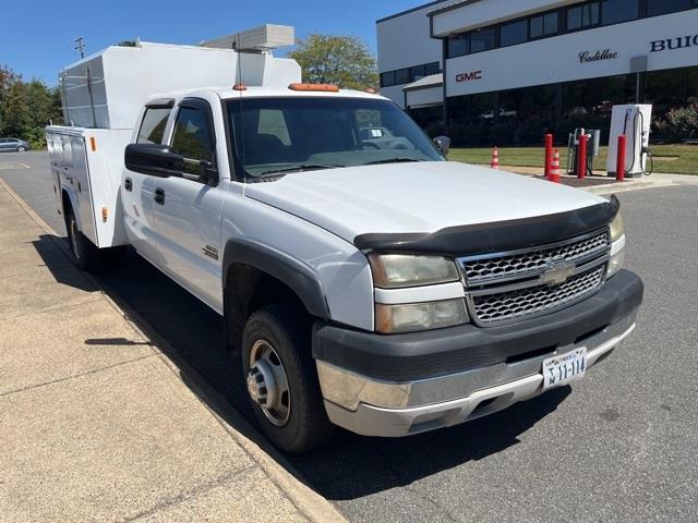 $15550 : PRE-OWNED 2005 CHEVROLET SILV image 2