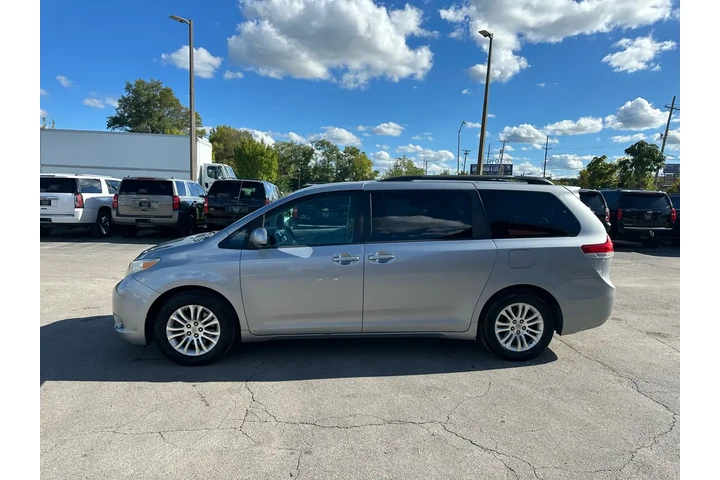 $6980 : 2013 Sienna 5dr 7-Pass Van V6 image 5