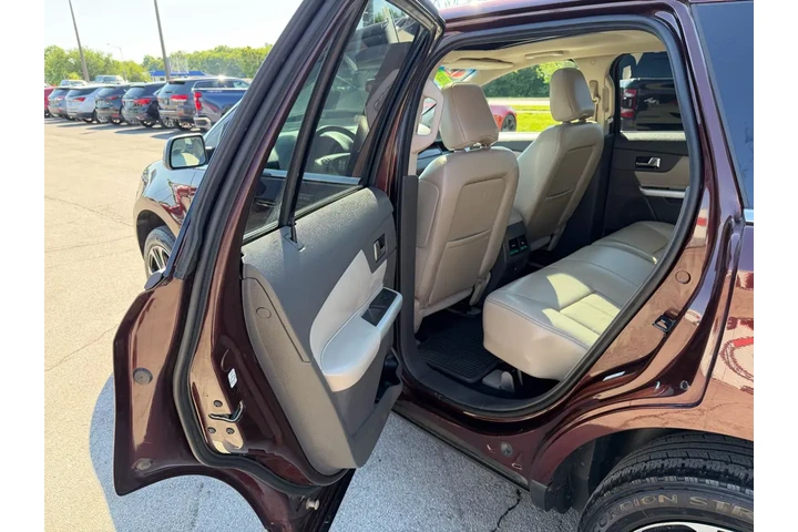 2012 Edge Limited image 8