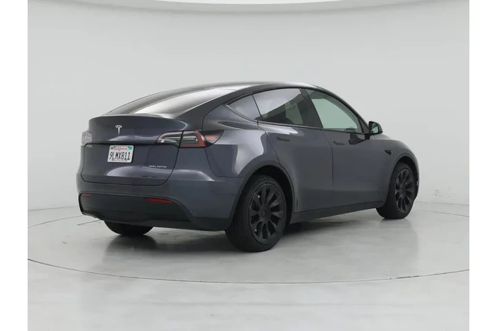 $34998 : Tesla Model Y 2023 AWD Long image 8