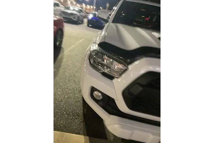 $33225 : Toyota Tacoma 2020 4x4 TRD S image 2