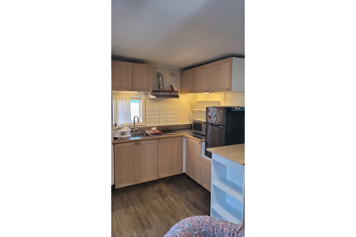 $1250 : DOWNEY/SE RENTA Cuarto/Estudio image 7