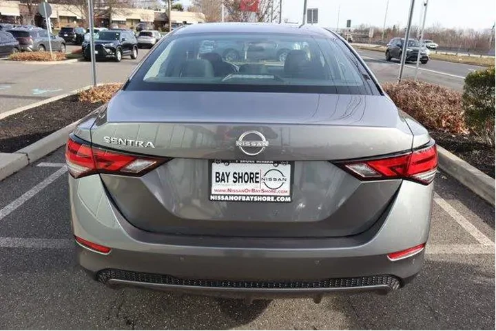 $18347 : Nissan Sentra 2025 S 4dr Sed image 7