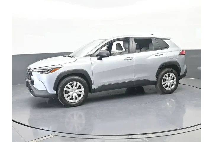 $22991 : Toyota Corolla Cross 2025 L image 2