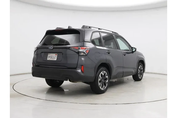 $30998 : Subaru Forester 2025 AWD Pre image 8