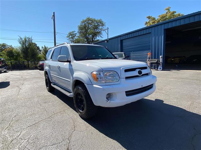 $8369 : 2007 Sequoia SR5, CLEAN CARFA image 9