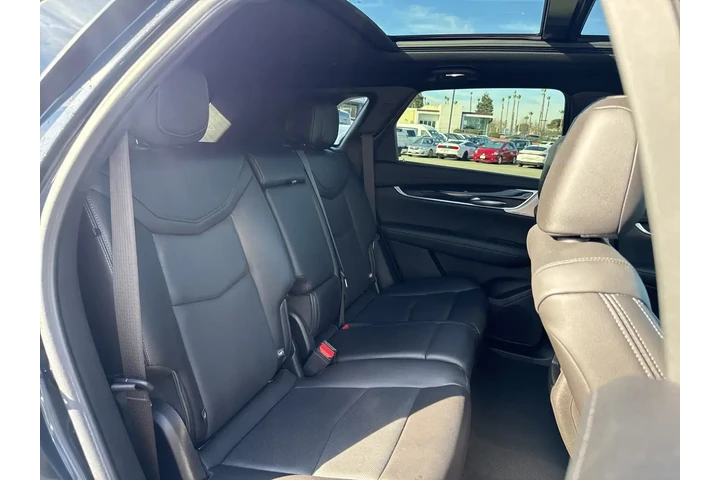 $29950 : Cadillac XT5 2023 Premium Lu image 8
