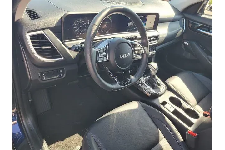 $24492 : Kia Seltos 2024 AWD SX 4dr S image 9