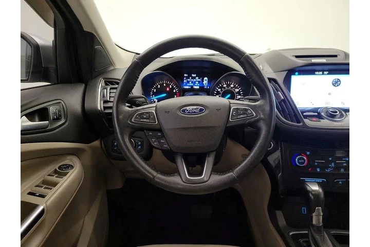 $12998 : Ford Escape 2017 Titanium 4d image 10