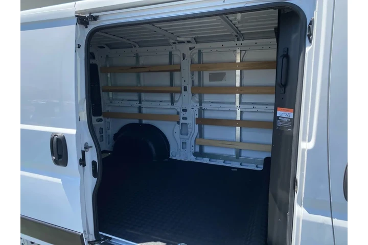 $37698 : Ram ProMaster 2025 SLT 2500 image 9
