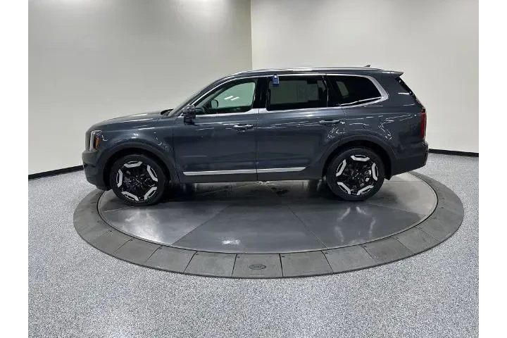 $36398 : Kia Telluride 2023 AWD S 4dr image 9