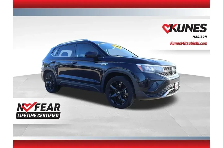 $17977 : Volkswagen Taos 2022 AWD SE image 1