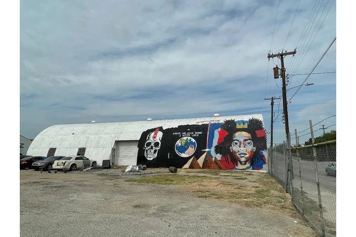 $7000 : Warehouse for lease 3750 sq/ft image 3