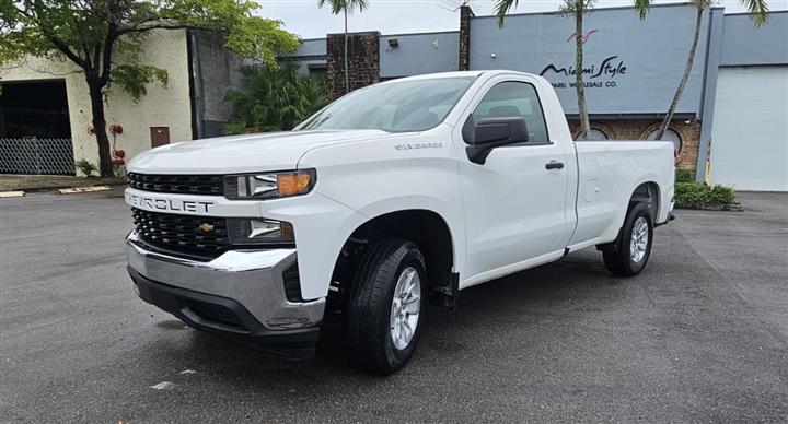 $15900 : Chevrolet Silverado. 2020. image 2