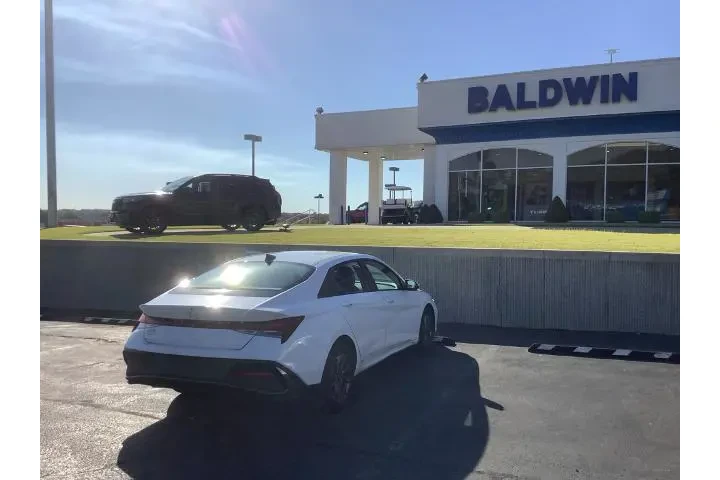 $23950 : Hyundai ELANTRA 2024 SEL 4dr image 7