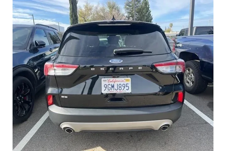 $20725 : Ford Escape 2022 SE 4dr SUV image 6