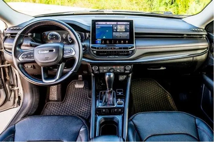 $18631 : Jeep Compass 2022 4x4 Trailh image 8