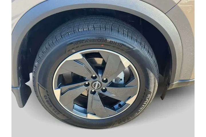 $21995 : Nissan Rogue 2025 AWD SV 4dr image 8