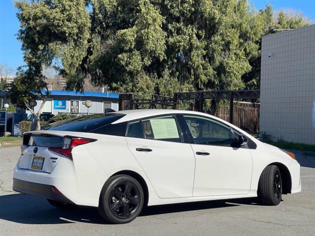 $20995 : 2022 Prius XLE image 7