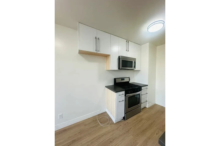 $1100 : Apt. 1Ba/1Ba en Los Angeles image 1