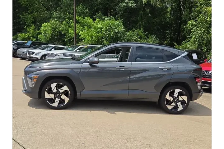 $24703 : Hyundai KONA 2024 Limited 4d image 3