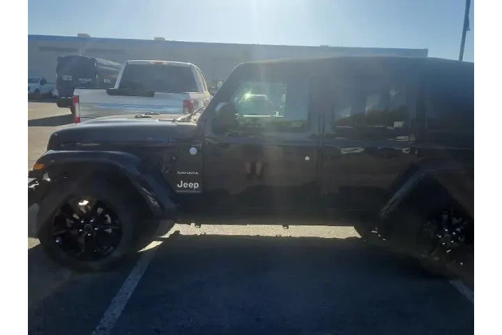 $27500 : Jeep Wrangler 2024 4x4 Sahar image 5