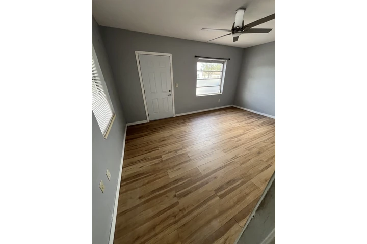 $2300 : Rento apartamento image 8