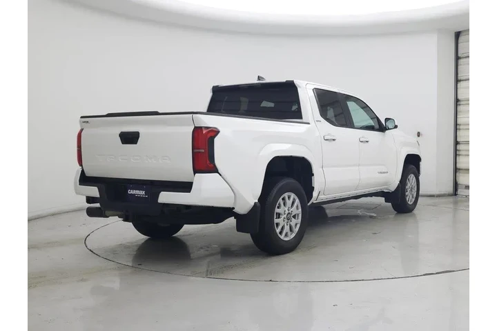 $36998 : Toyota Tacoma 2026 4x2 SR5 4 image 8