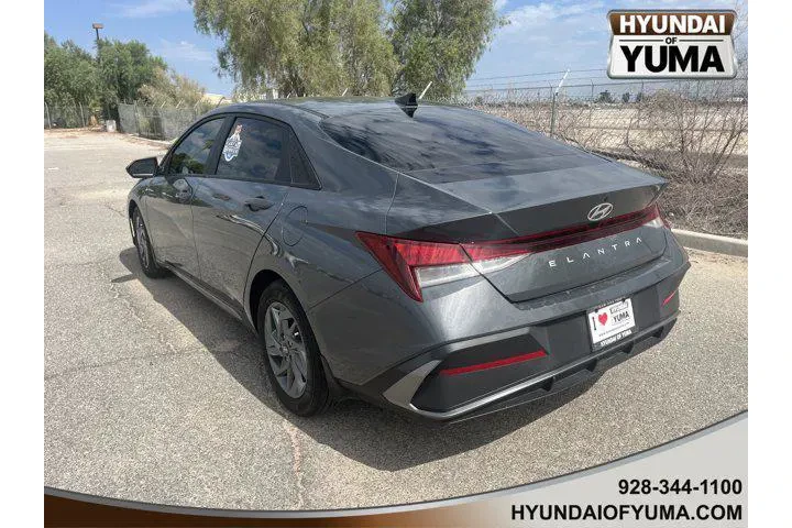 $21999 : Hyundai ELANTRA 2024 SEL 4dr image 2