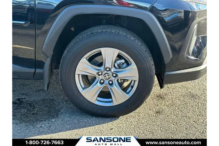 $32959 : Toyota RAV4 Hybrid 2024 AWD image 6