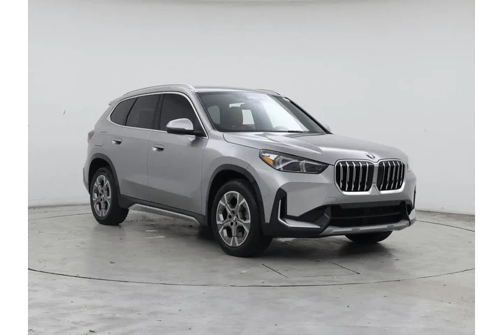 $29998 : BMW X1 2023 AWD xDrive28i 4d image 1