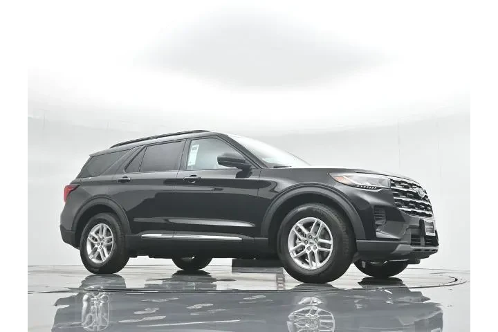$37510 : Ford Explorer 2025 Active 4d image 4