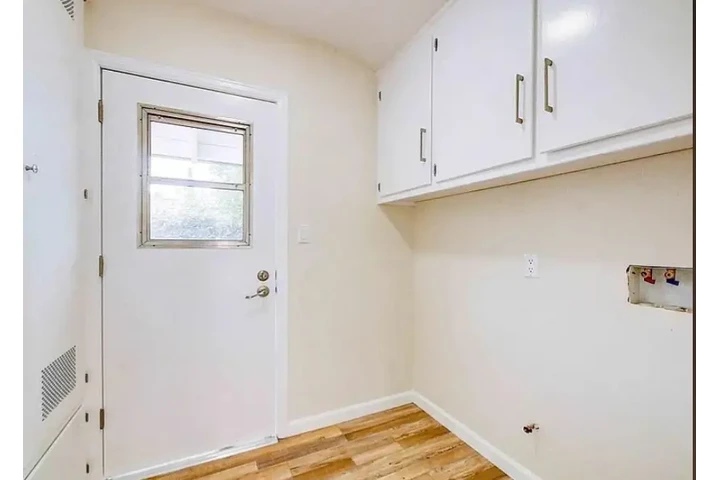$2800 : 4Bed/2Bth  home in South Gate image 4
