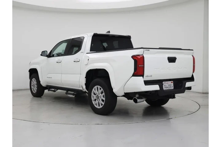 $39998 : Toyota Tacoma 2025 4x4 SR5 4 image 2